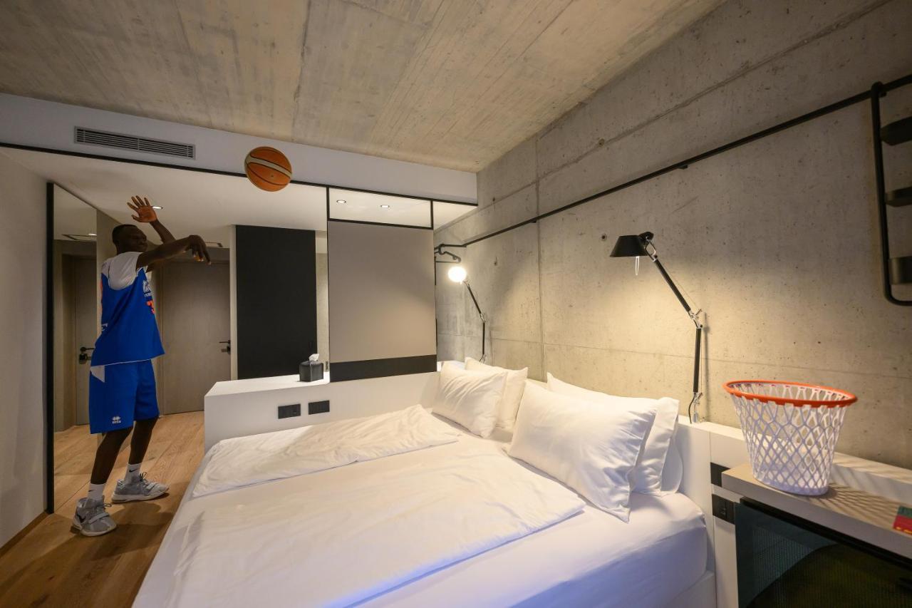 Hotel Giardino Verdi Riva del Garda Luaran gambar