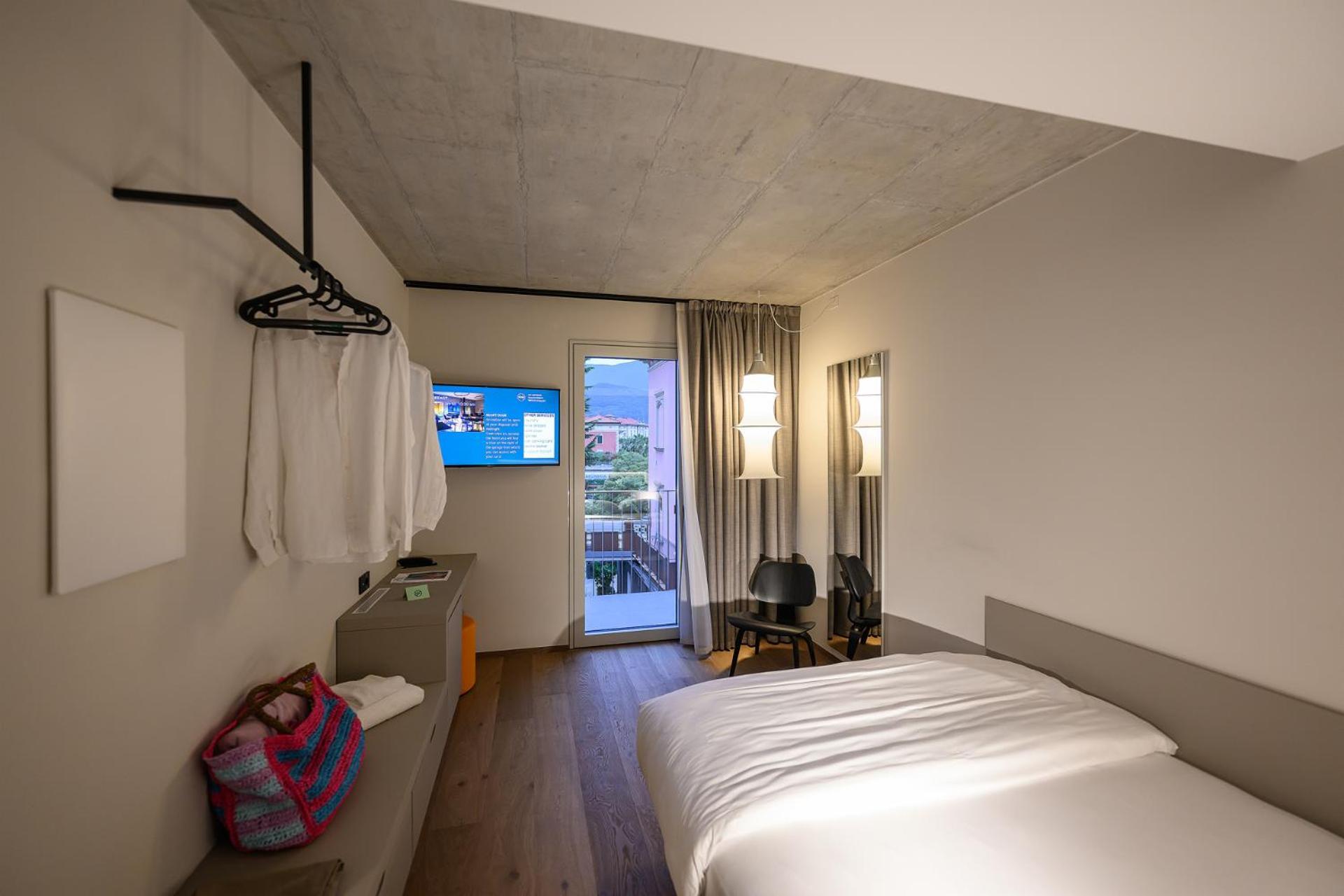 Hotel Giardino Verdi Riva del Garda Luaran gambar